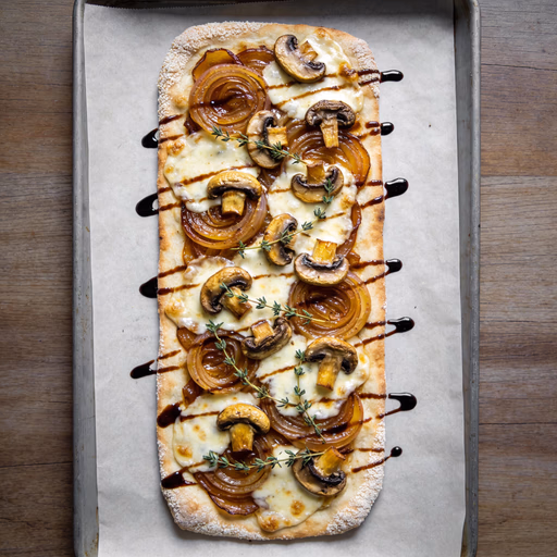 Image of Caramelized Onion and Mushroom Flatbread